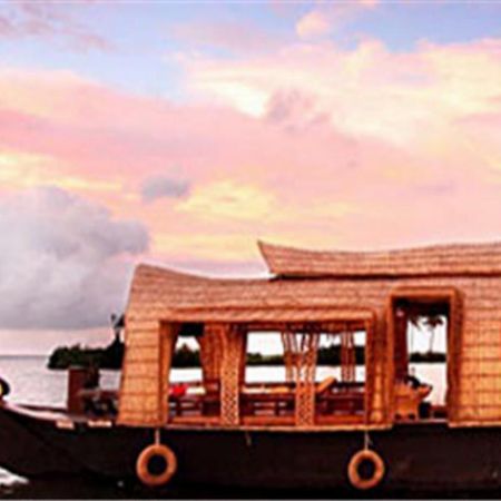 Hotel Marvel Cruise Alappuzha Zewnętrze zdjęcie