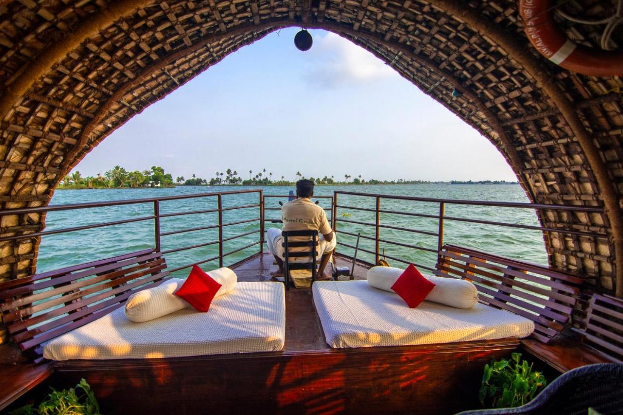 Hotel Marvel Cruise Alappuzha Zewnętrze zdjęcie