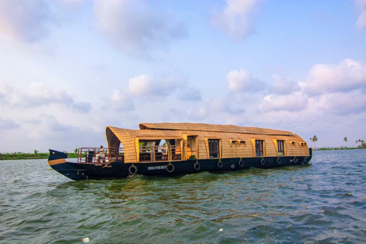 Hotel Marvel Cruise Alappuzha Zewnętrze zdjęcie